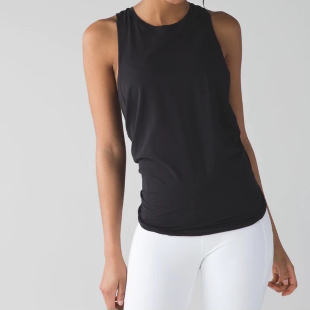 Lululemon- Black Sleeveless Activewear Workout Tank Top